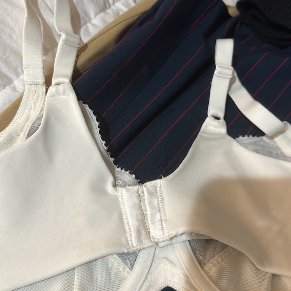 Off White Full Coverage Lilyette Bra - image 4